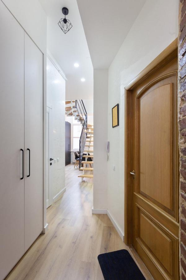 Leogrand Apartments On Khmelnytskoho 11 Lviv Eksteriør bilde