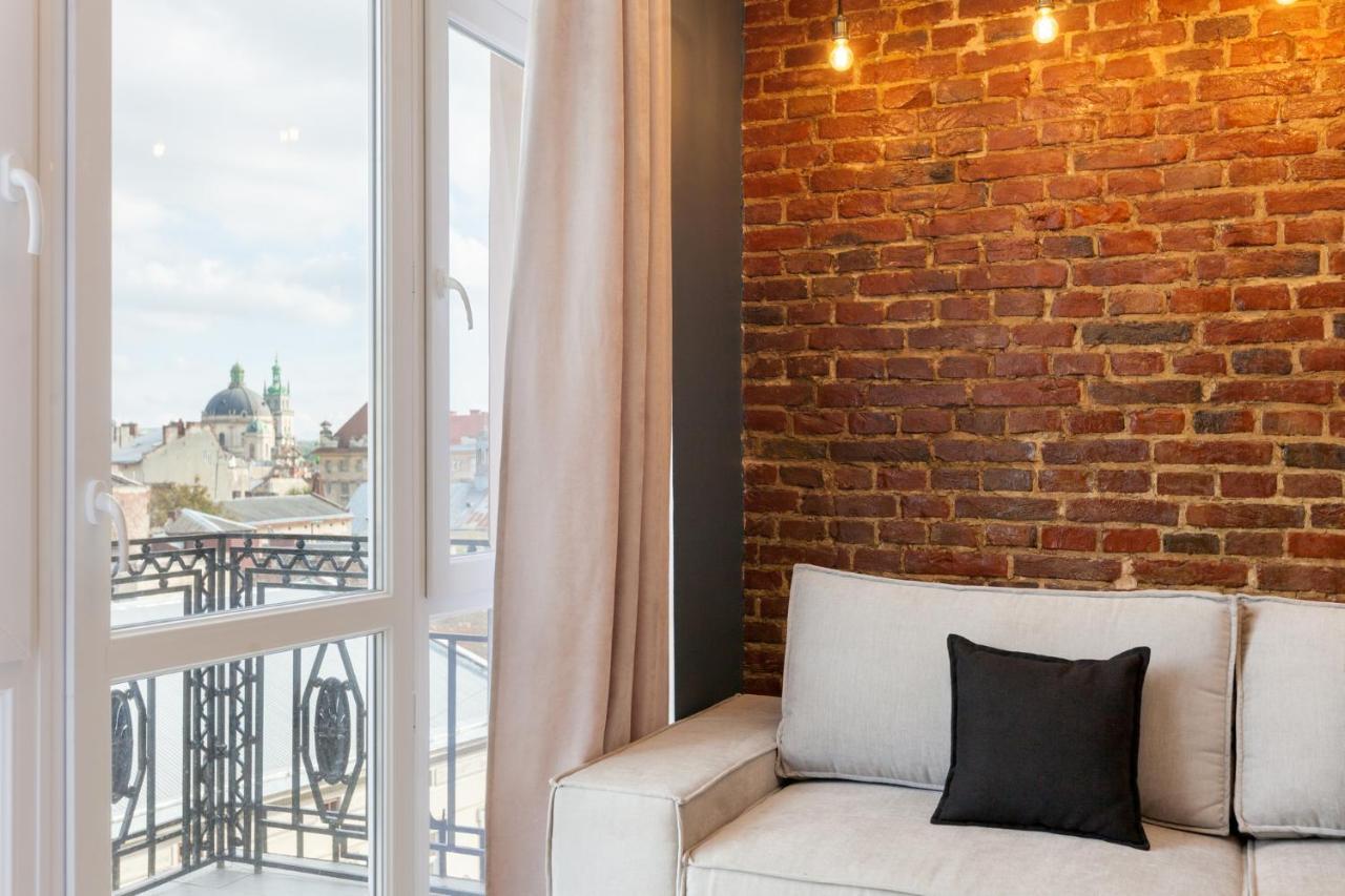 Leogrand Apartments On Khmelnytskoho 11 Lviv Eksteriør bilde
