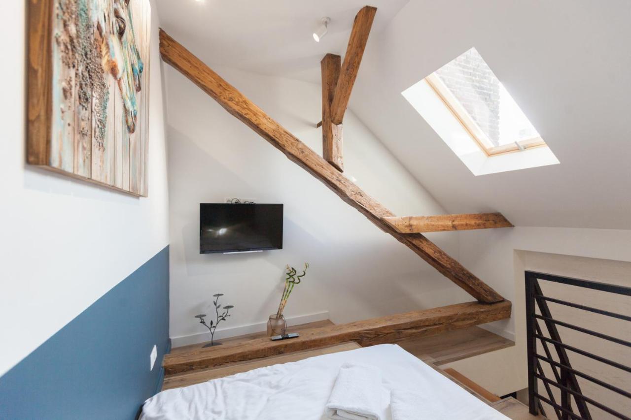 Leogrand Apartments On Khmelnytskoho 11 Lviv Eksteriør bilde